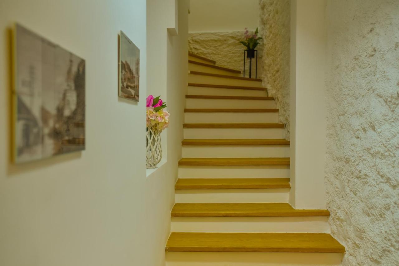 Uzicki Konak Užice エクステリア 写真